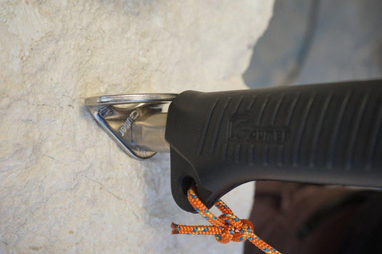 Action Hammer - RAUMER - ExtremeGear.org