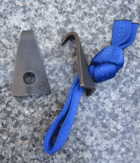 Logan Hooks - MOSES - ExtremeGear.org